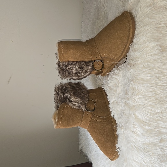 Girls Bearpaw Koko Pull-on Boot - Picture 3 of 4